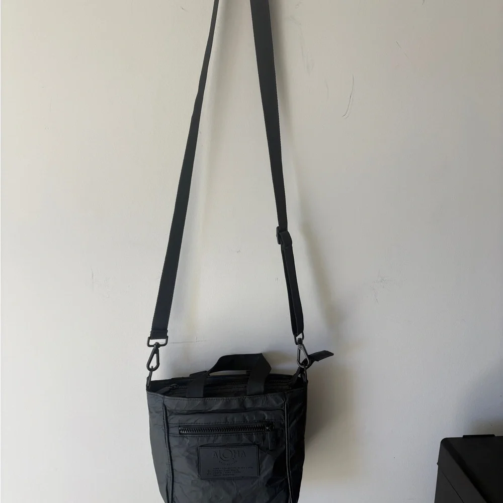 Aloha Collecton Black Crossbody Shoulder Bag